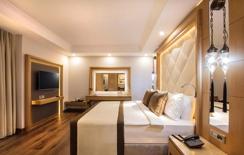 کرومار افسوس بیچ